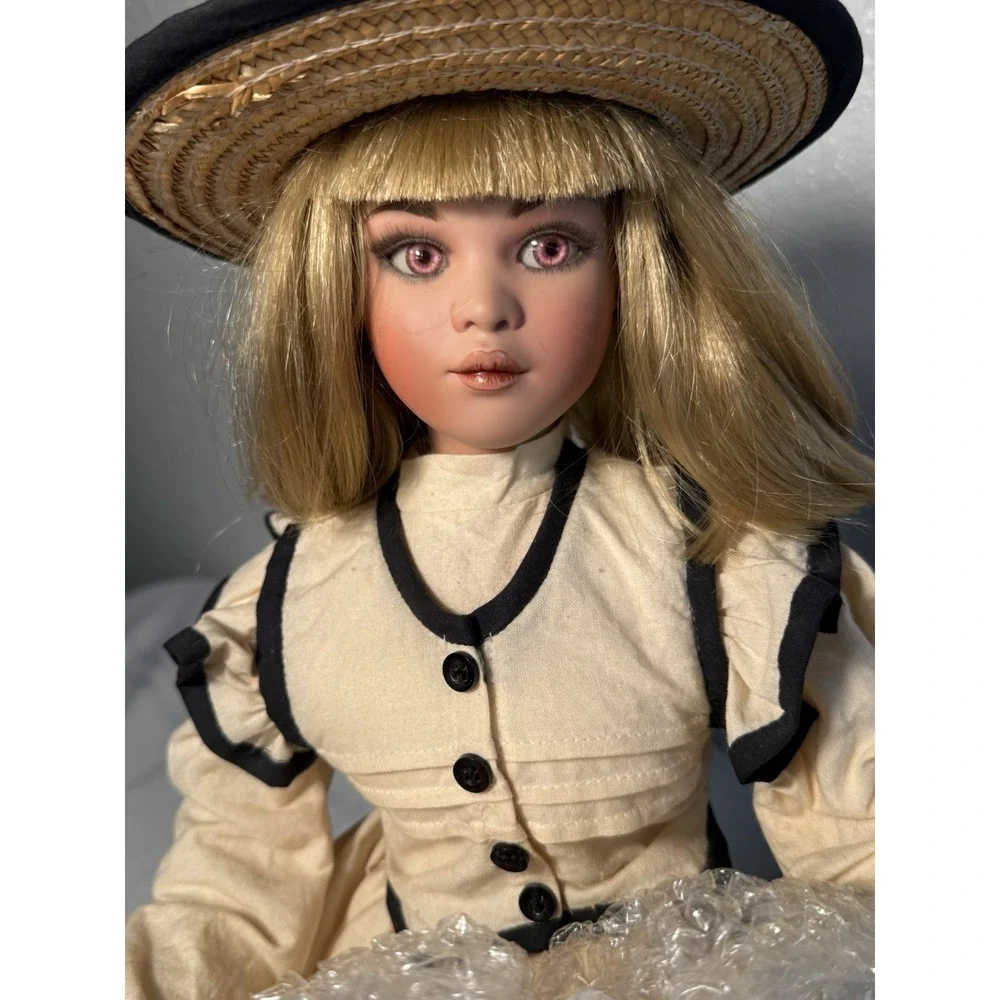 Exclusively Yours MARILOU Porcelain 24